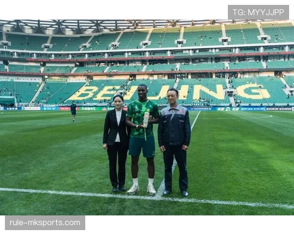 拉什福德状态火热助球队稳步前行，出色表现引多方期待