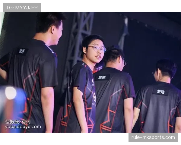 斯佩齐亚边路提速显成效,稳健表现剑指联赛佳绩 斯佩齐亚边路提速显成效,稳健表现剑指联赛佳绩