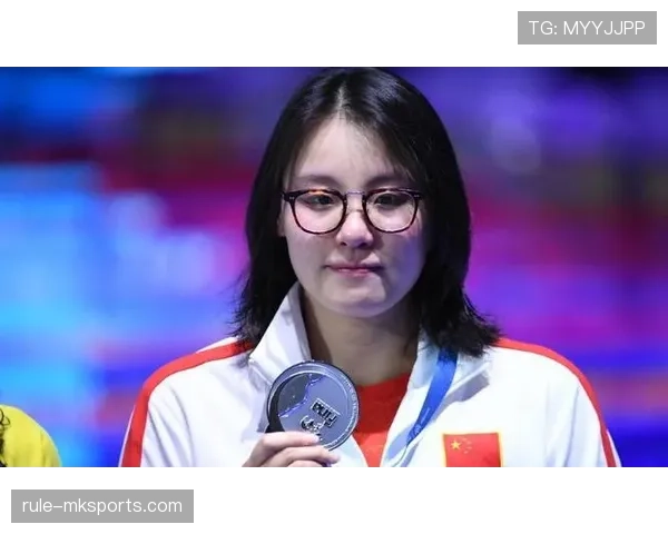 傅园慧训练完吃十盒冰淇淋，教练在旁边数钱